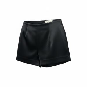 SHORT PATOU BRILHO PRETO